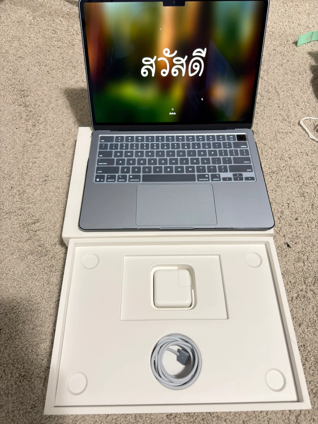 Apple MacBook Air 13-inch M4 Chip 16GB Memory 256GB Storage