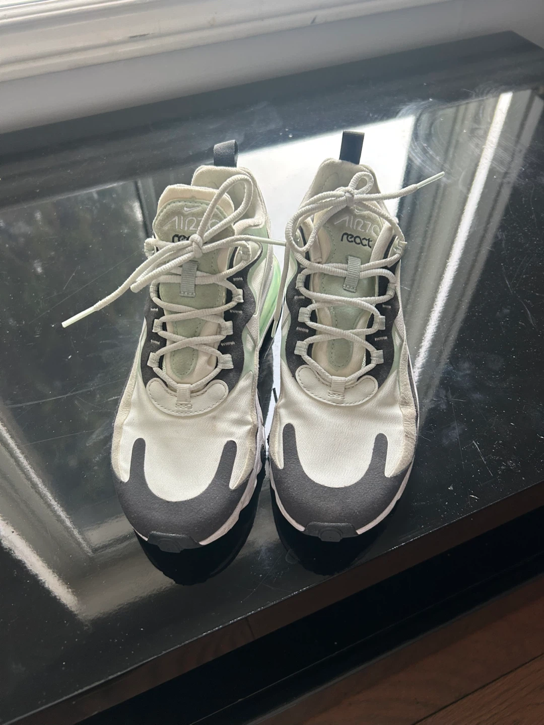 LIKE NEW Nike Air Max 270 React – Women’s 7.5 – Pistachio Frost - photo 2