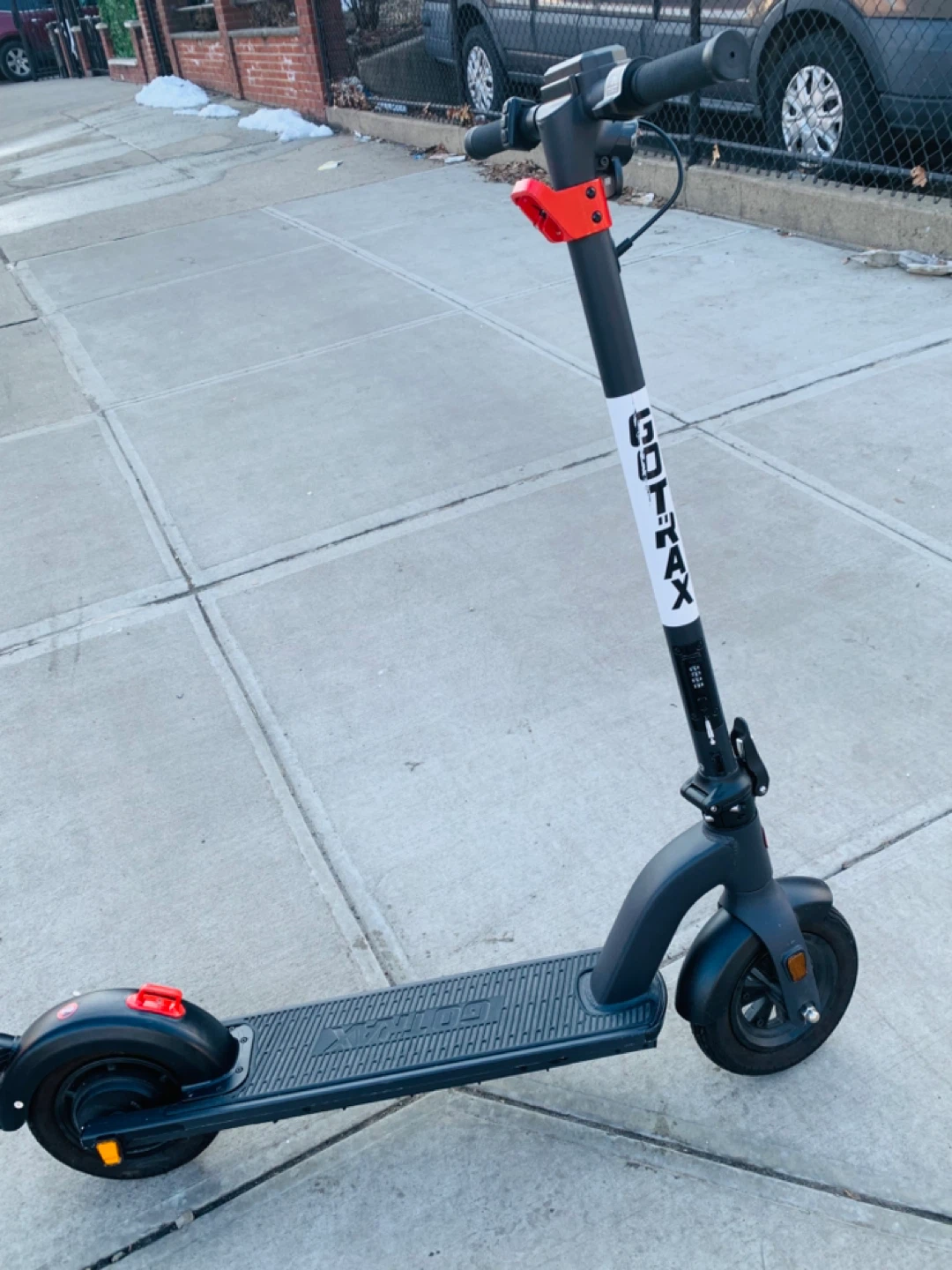 G4 GOTRAX Electric Scooter run fast - photo 5