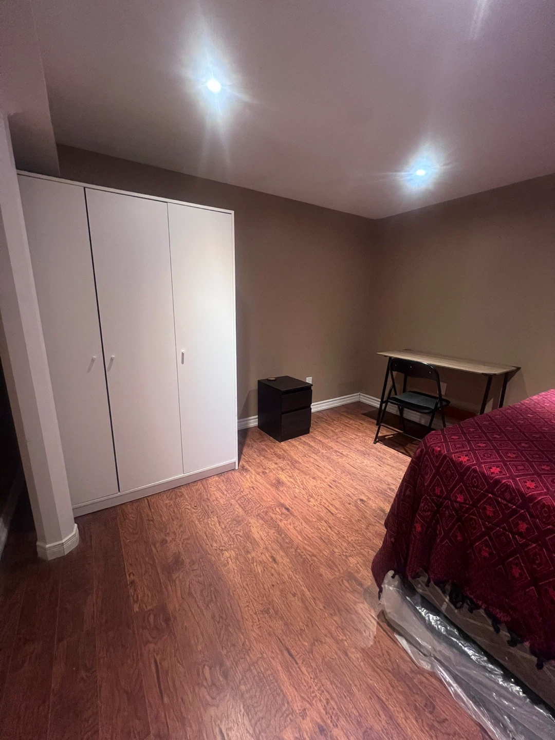 Furnished Basement Room for Rent – Scarborough (Females Only) - photo 2