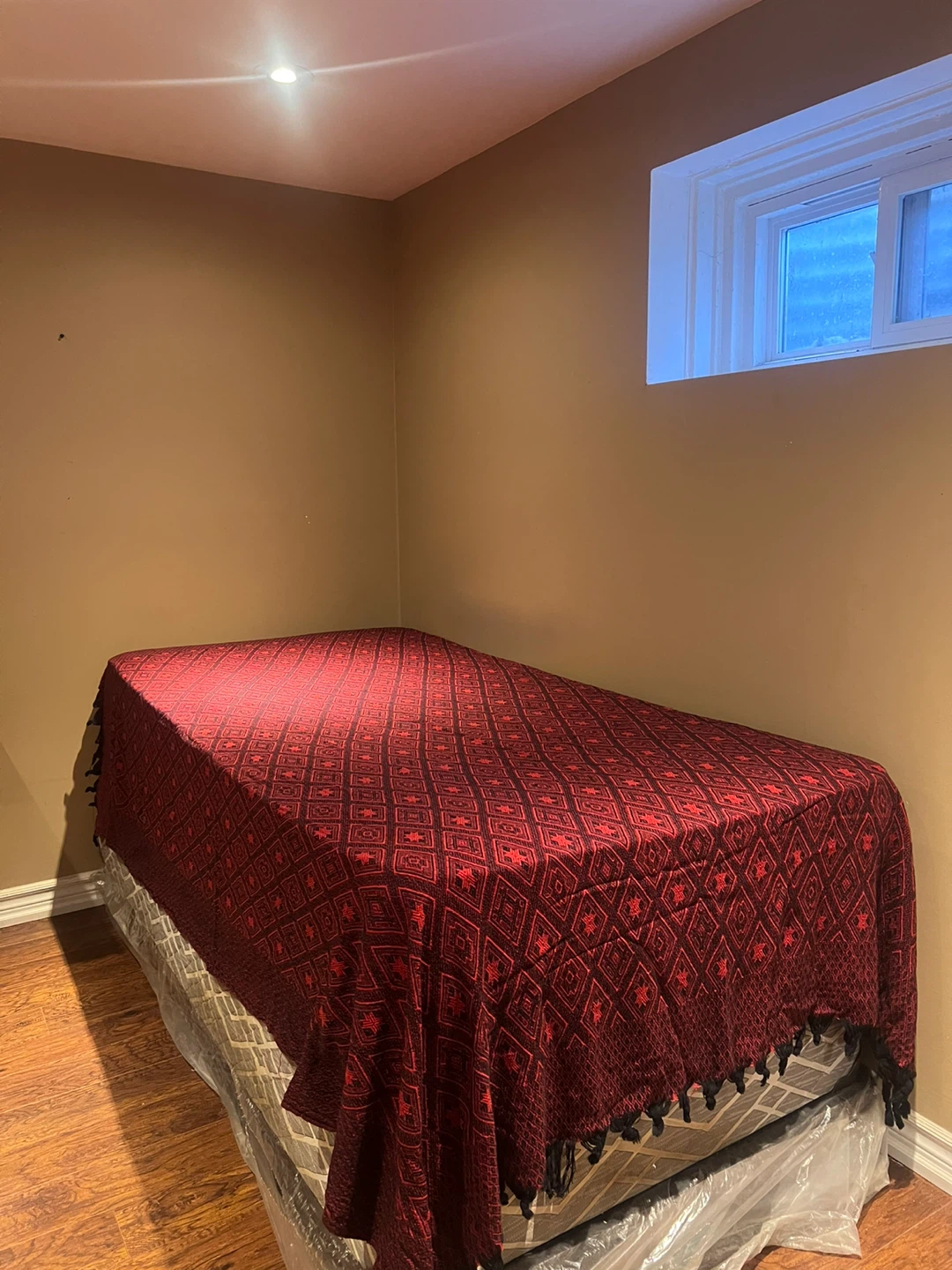 Furnished Basement Room for Rent – Scarborough (Females Only)