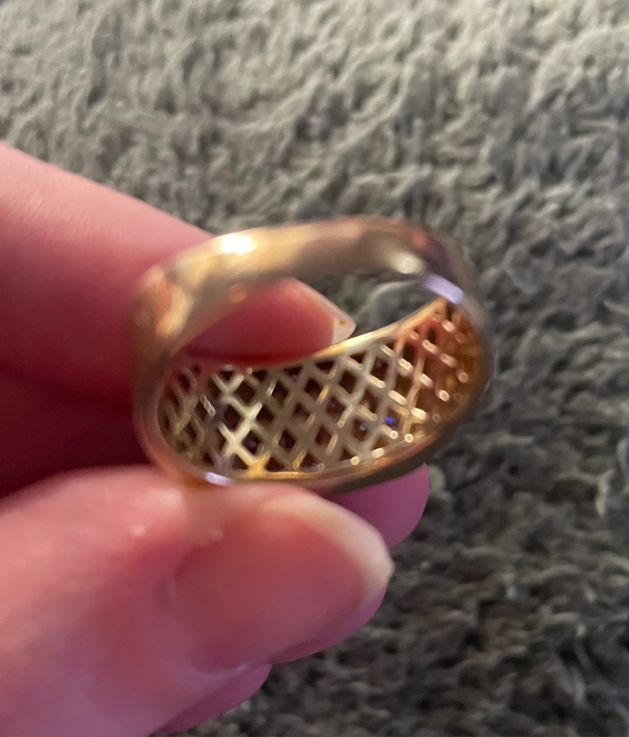 Men’s gold ring with diamonds - photo 3