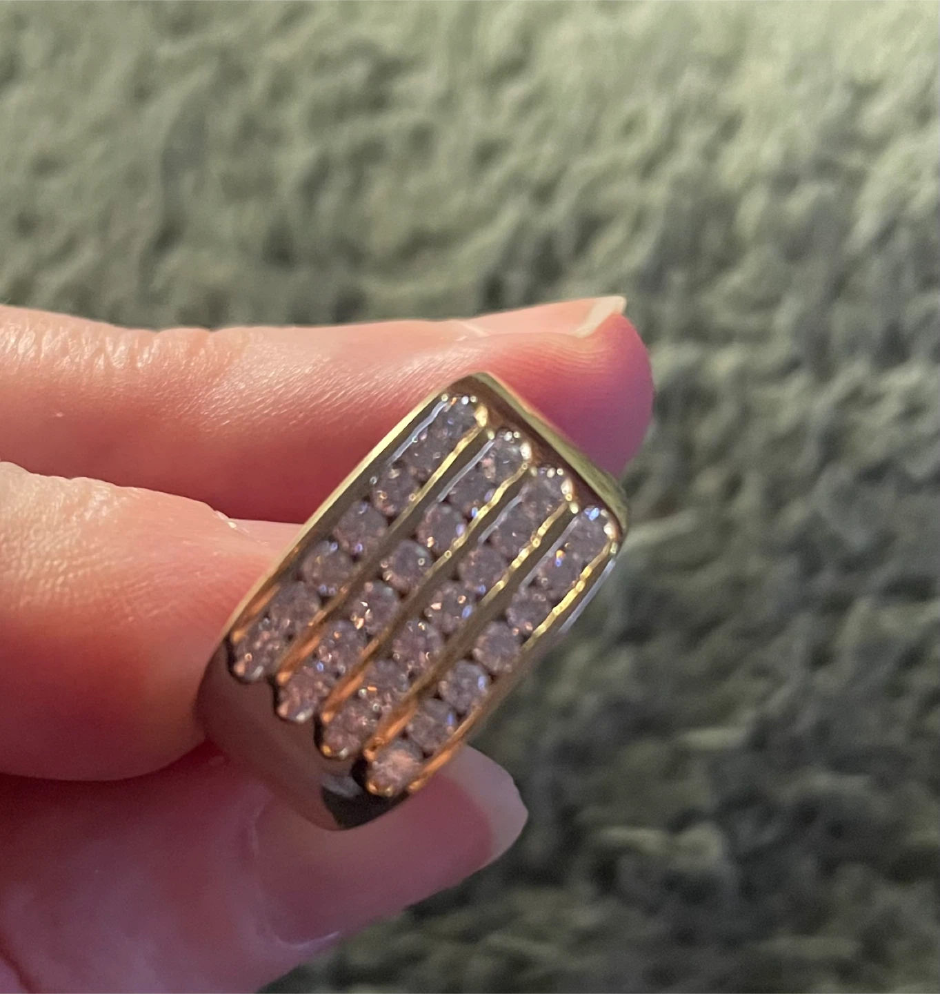 Men’s gold ring with diamonds