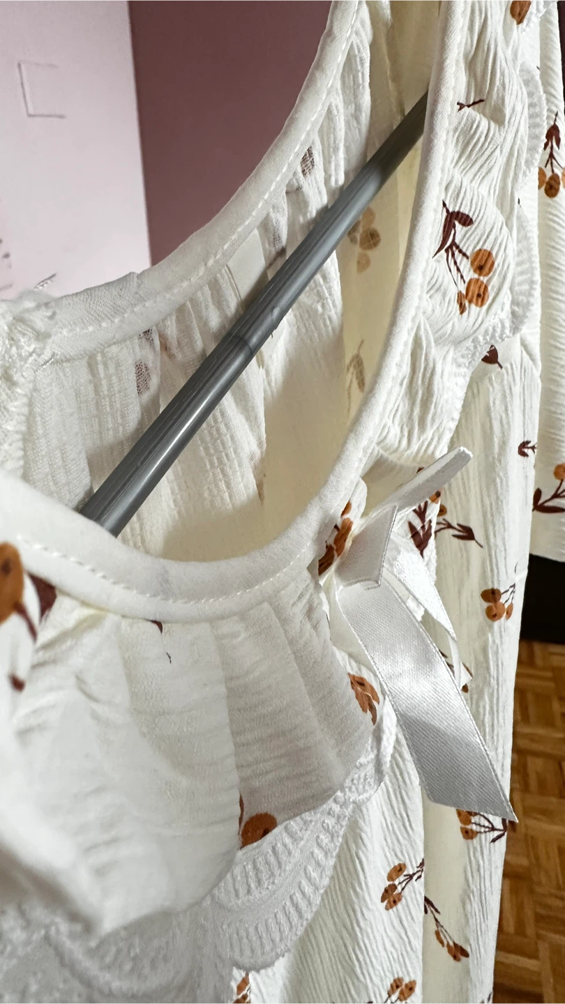 Vintage Style Cottagecore Nightgown – Floral & Lace Details - photo 4