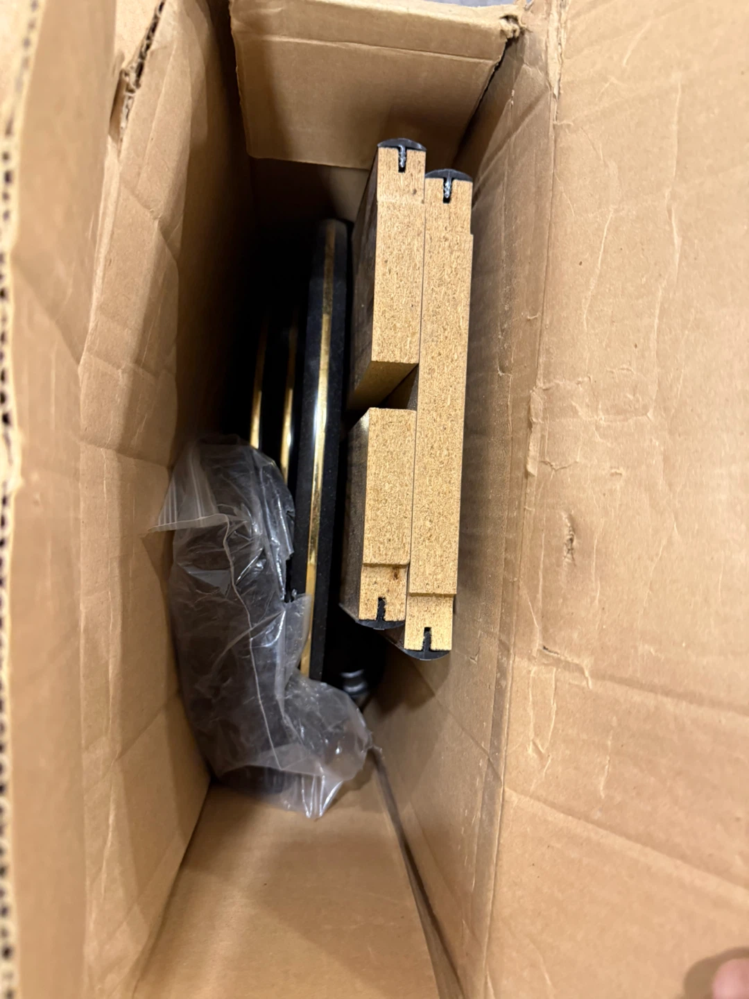 BNIB Fun Company Wood Pool Cue Rack - photo 2