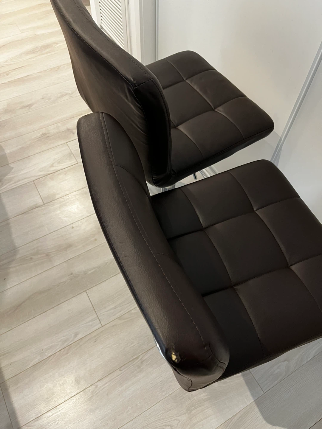 Bar Stools - photo 3