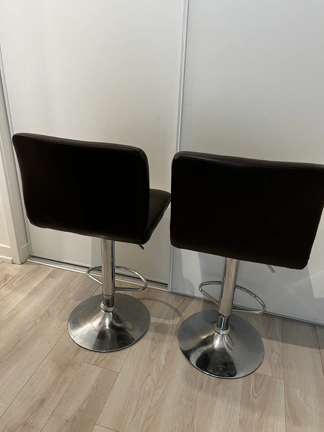 Bar Stools - photo 2