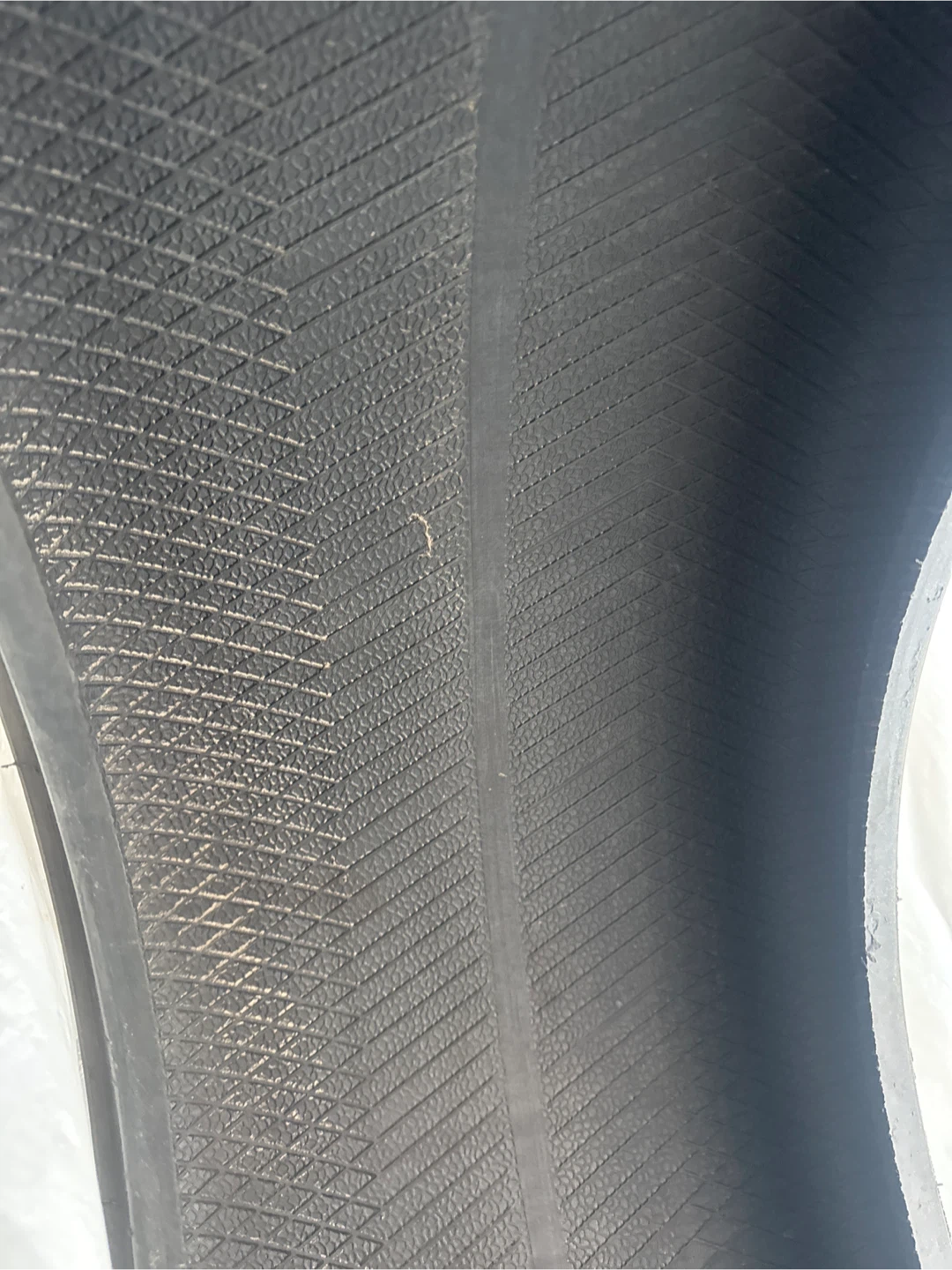 Delinte 305/40R22 Tire - photo 5