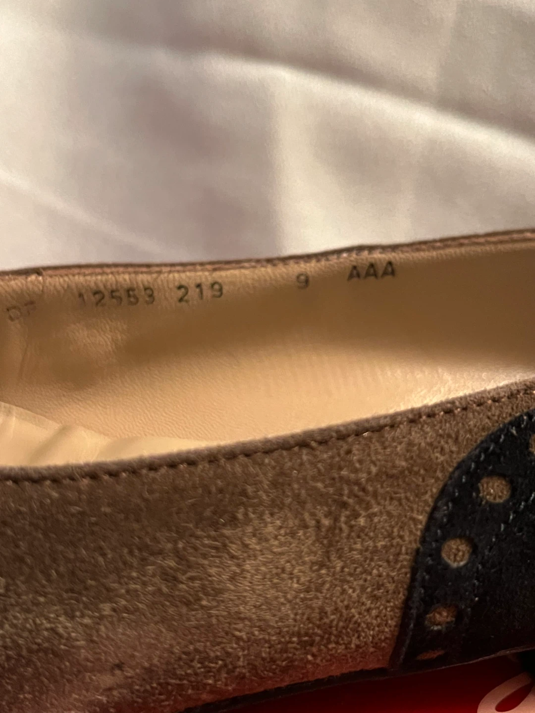 Salvatore Ferragamo Suede Flats - Brown/Black - Size 9 AAA - photo 4