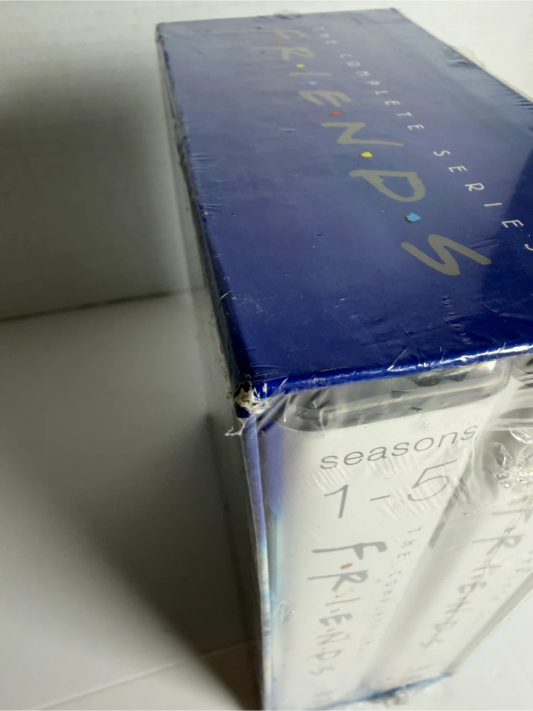 Friends: The Complete Series 25th Anniversary DVD Box Set - photo 5