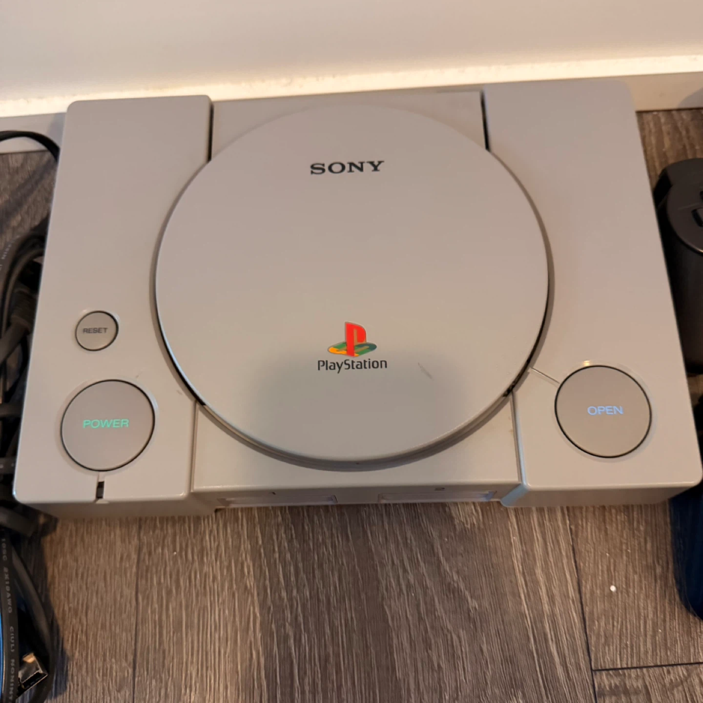 PlayStation 1 (PS1) Bundle-2Controllers + Cables + Sony Remote - photo 2