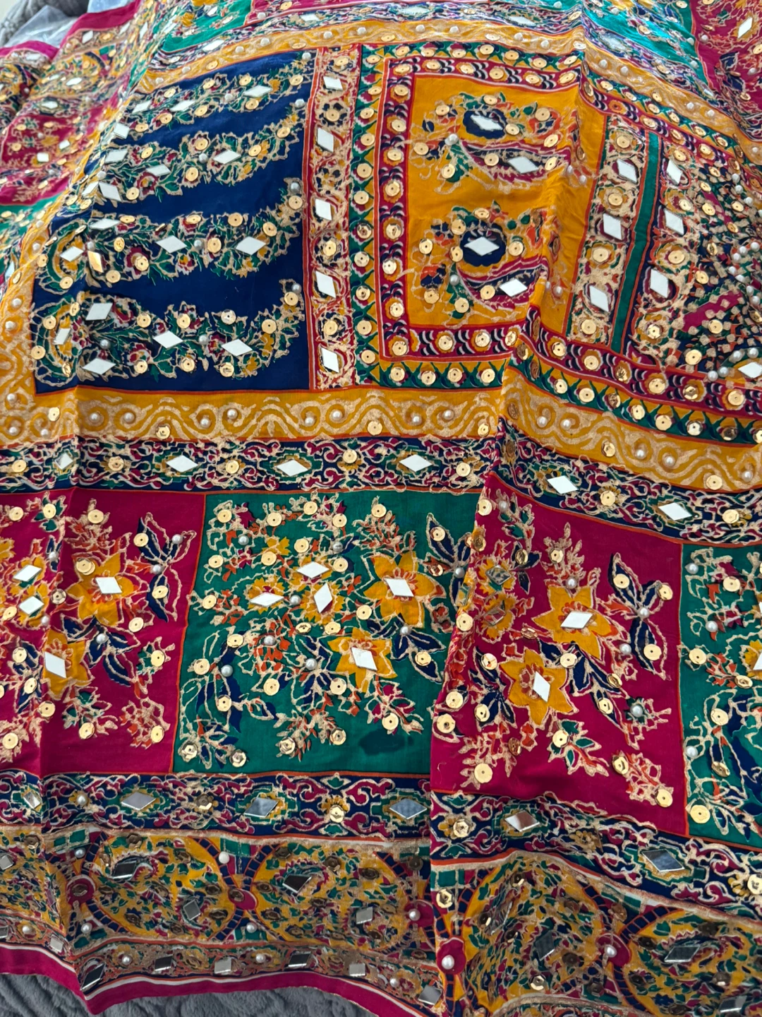 PRICE REDUCED-Embroidered Kurti and Pants Set - photo 4