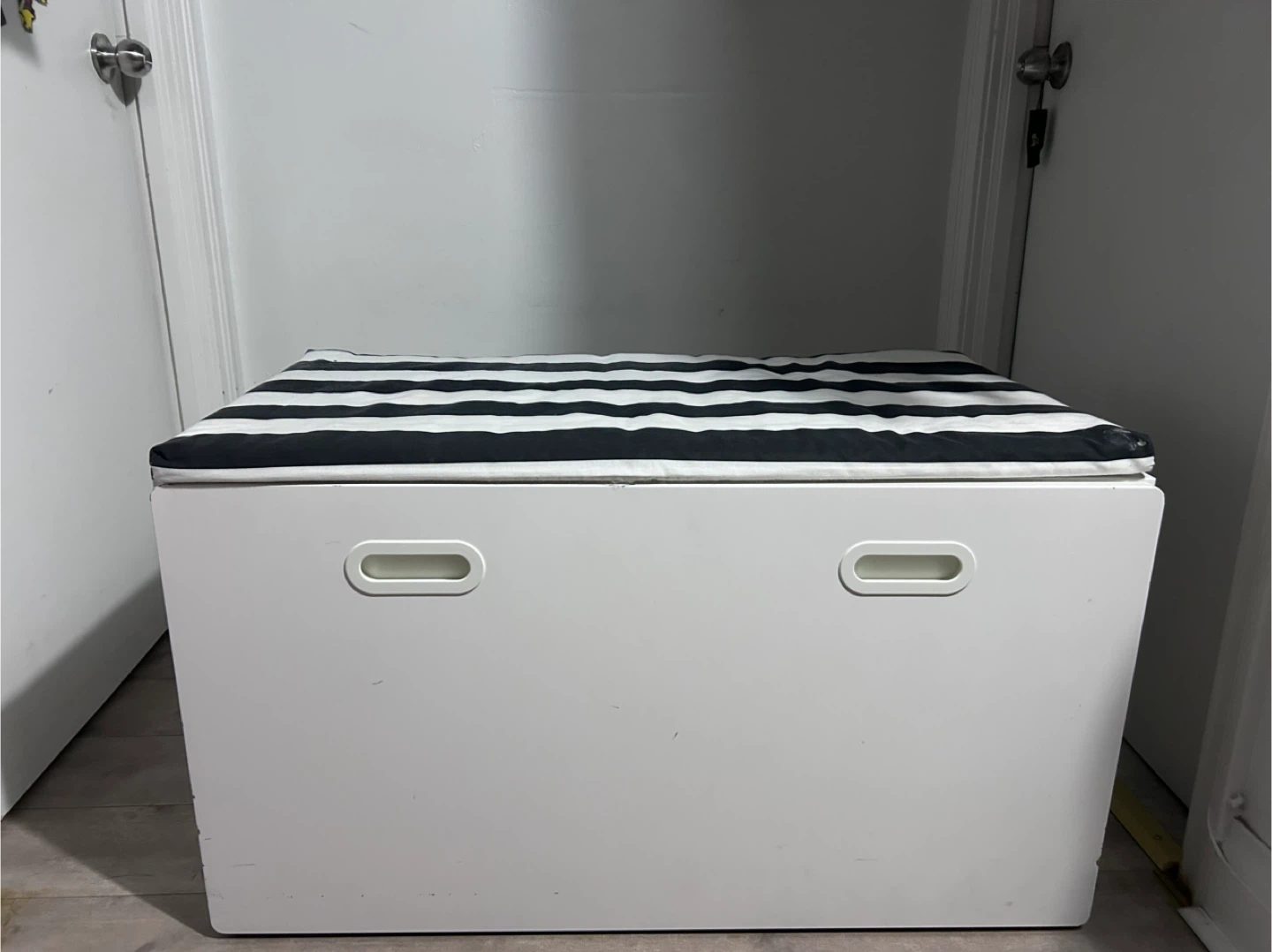 White Storage Bench with Black and White Striped Cushion