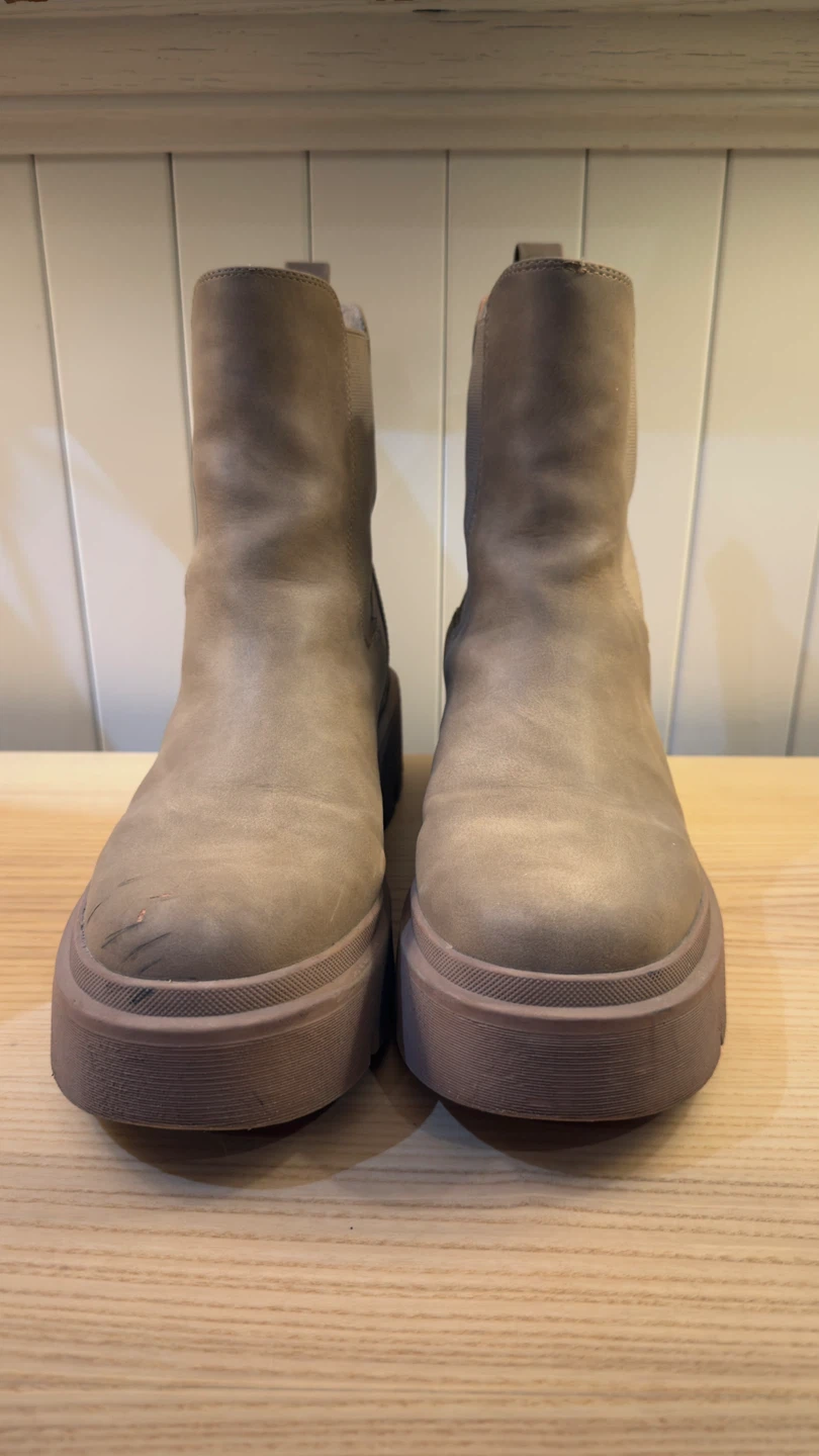 CALL IT SPRING Boots