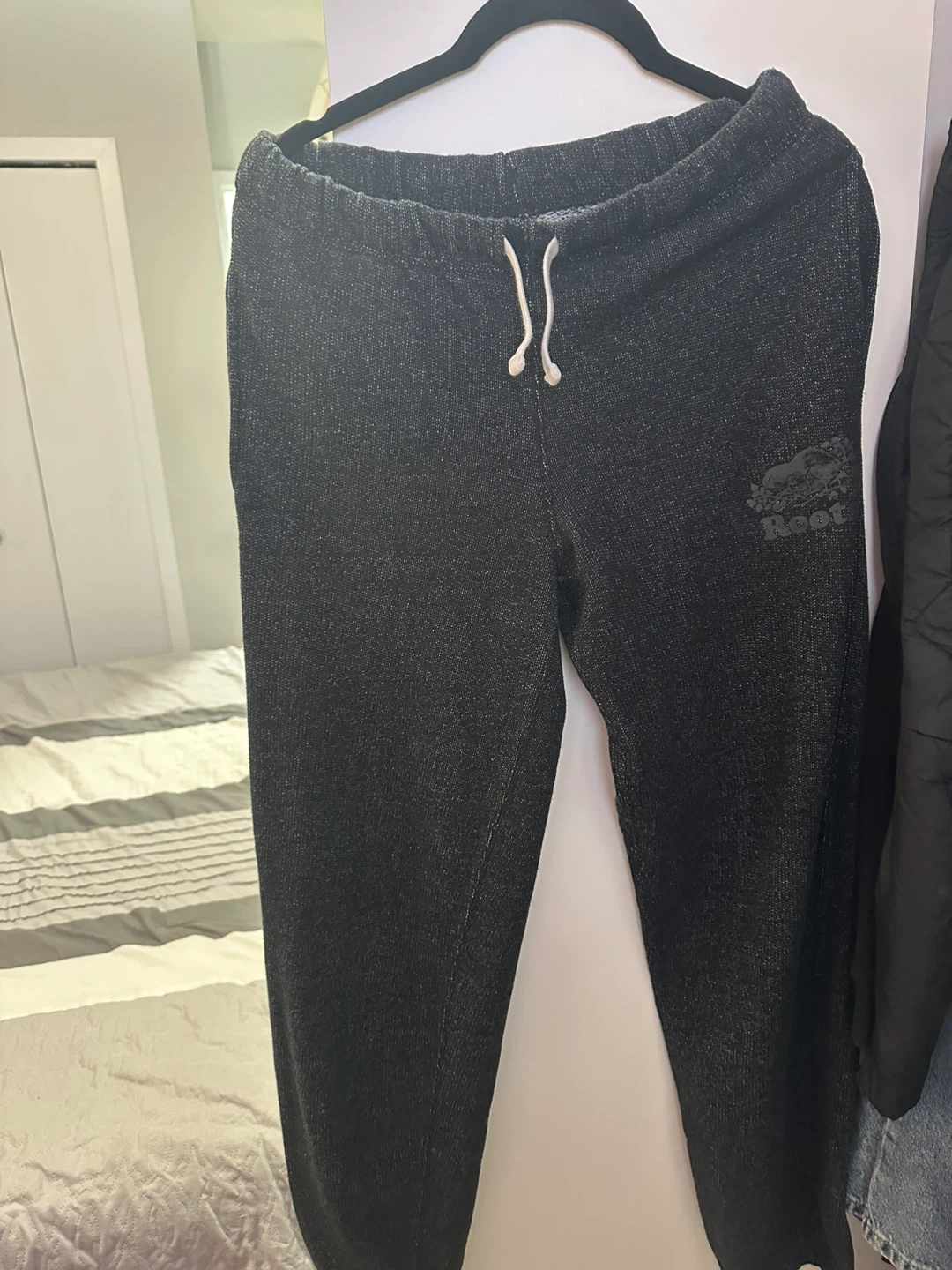Roots Kids Sweatpants Size 14 Black🧡