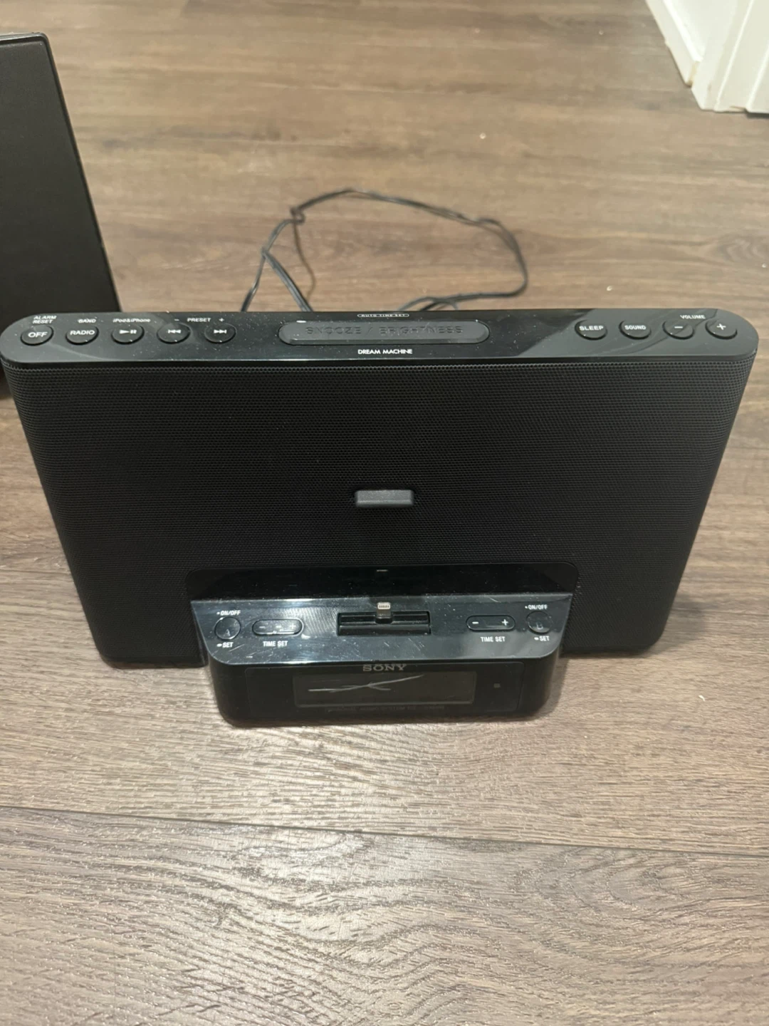 Sony Dream Machine Clock Radio Dock bluetooth - photo 3