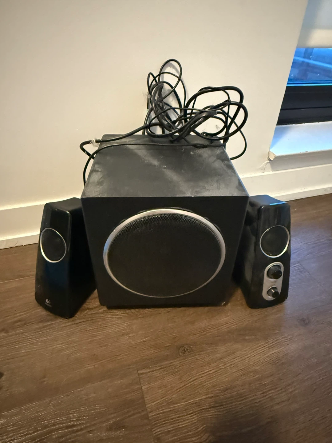 Logitech S-00076A Speaker System