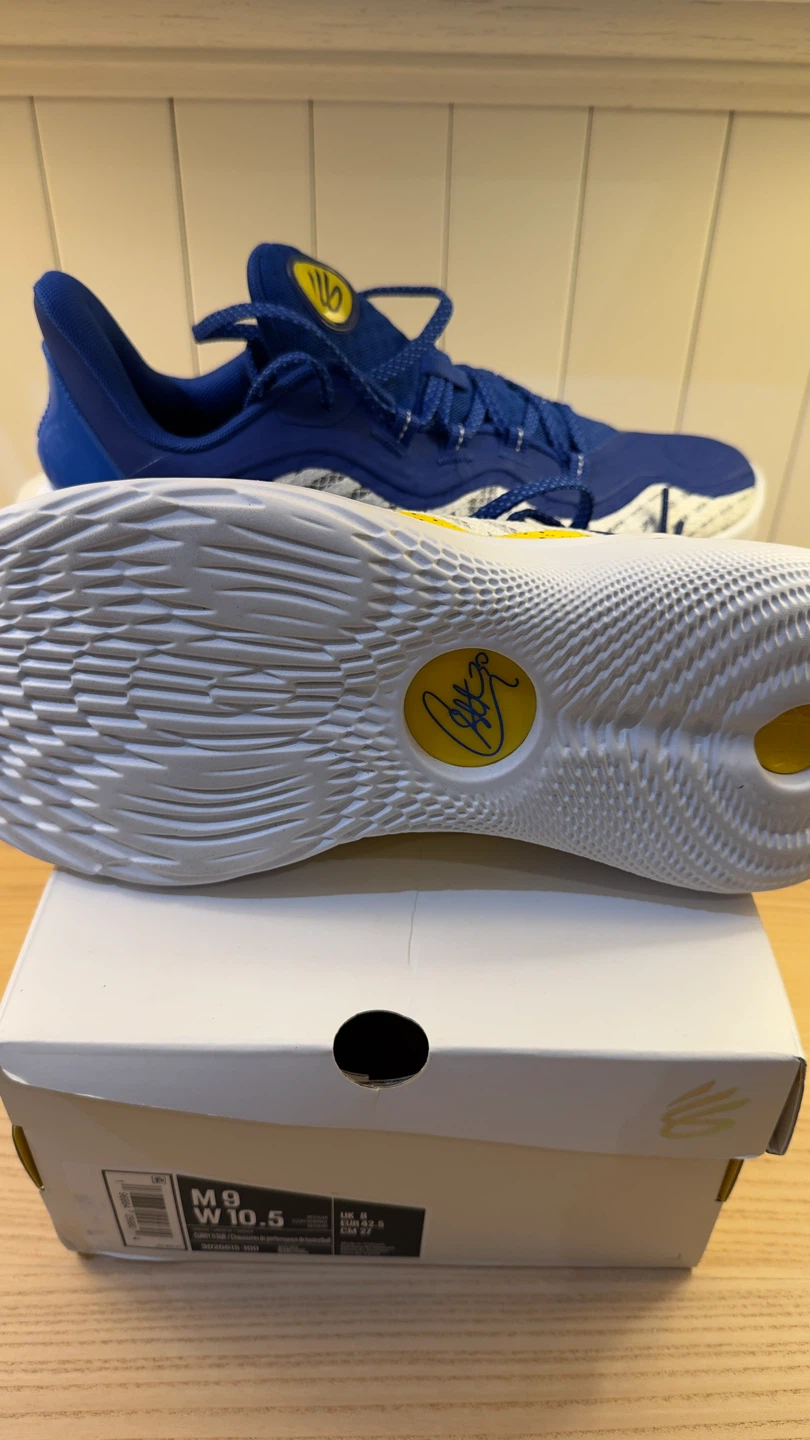 Under Armour Curry 11 Basketball Shoes - Size 9 - photo 2