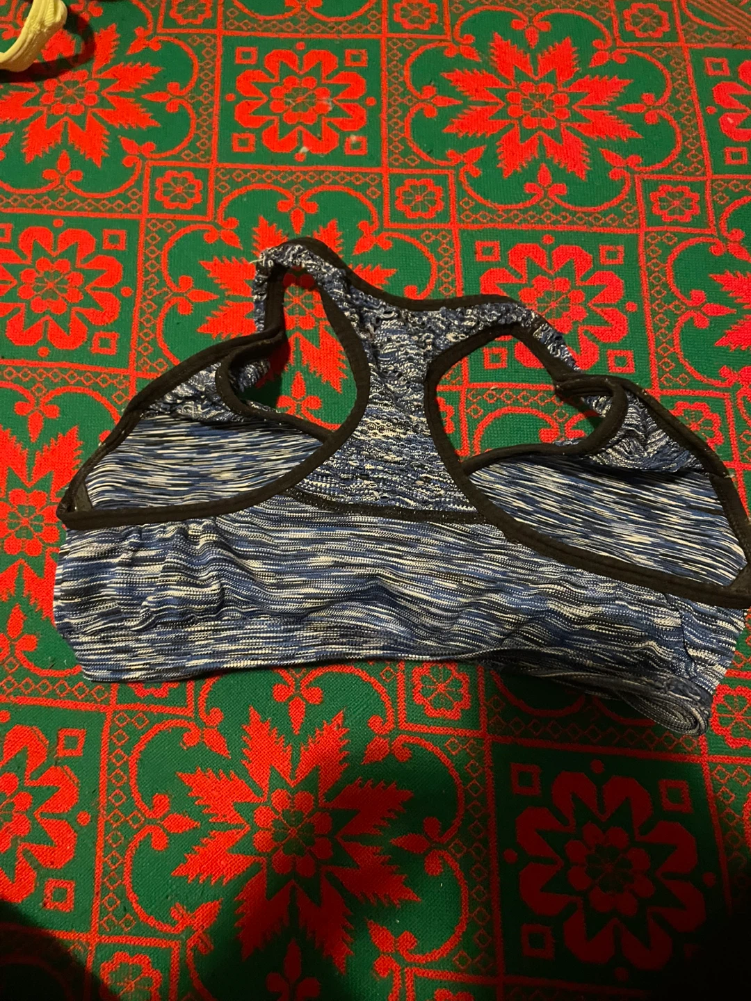 Lululemon Black Halter Neck Sports Bra Tank Top - photo 4