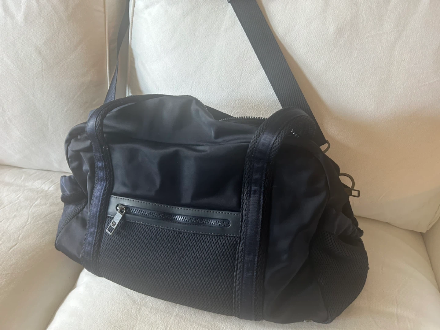 Lululemon Midnight Navy Everywhere Duffel
