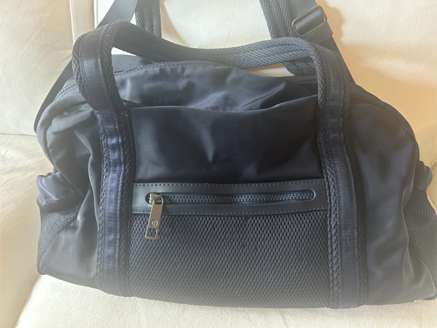 Lululemon Midnight Navy Everywhere Duffel - photo 2