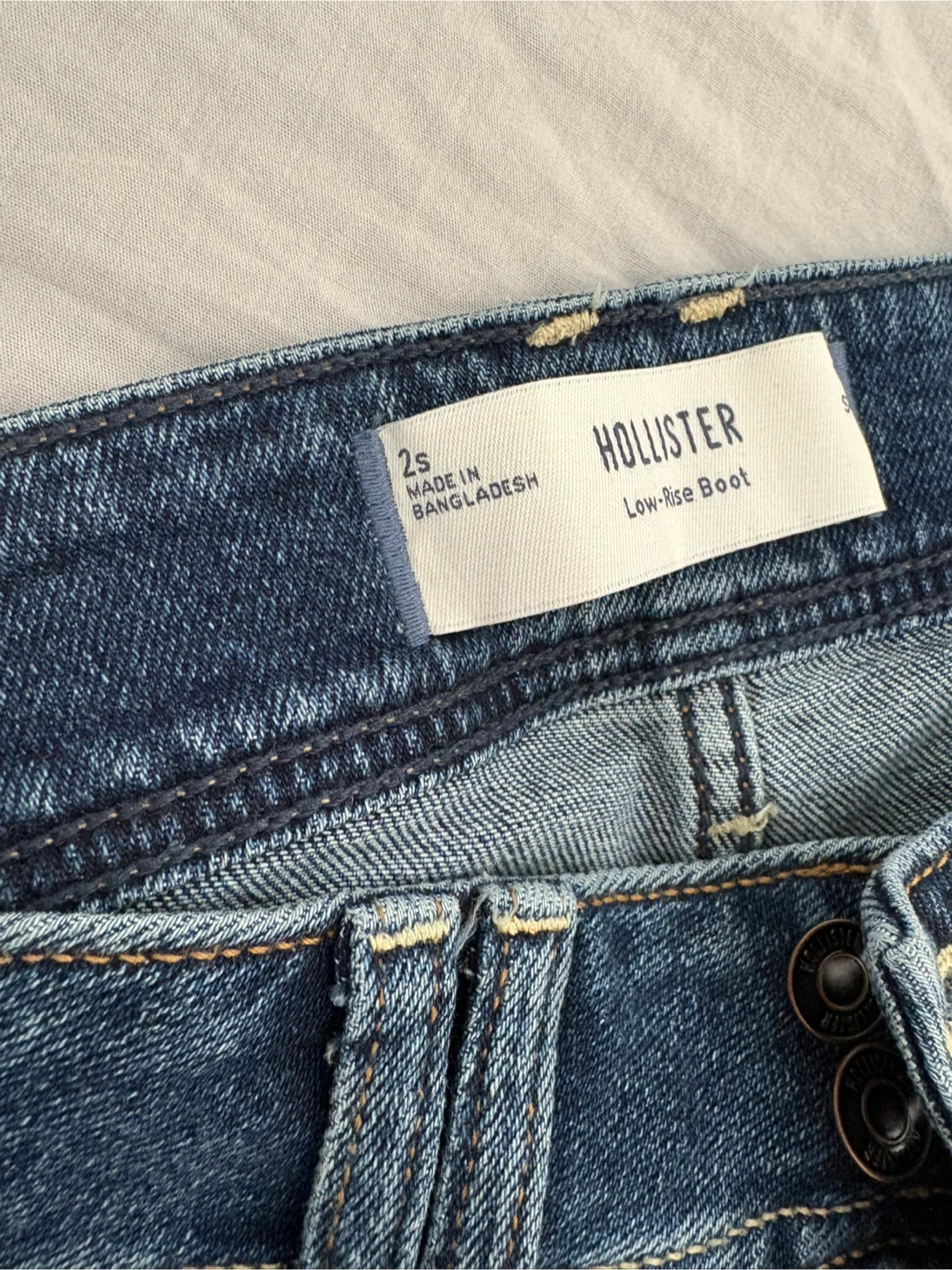 Hollister Low-Rise Boot Jeans - photo 2