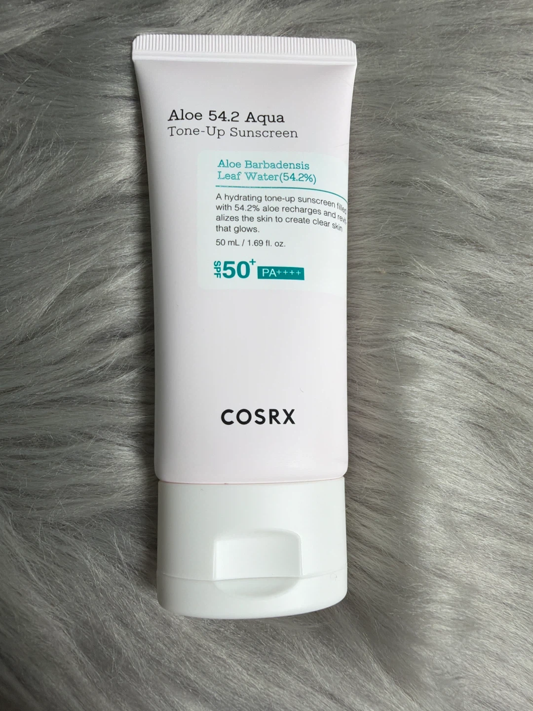 COSRX Aloe 54.2 Aqua Tone-Up Sunscreen SPF 50 - photo 3