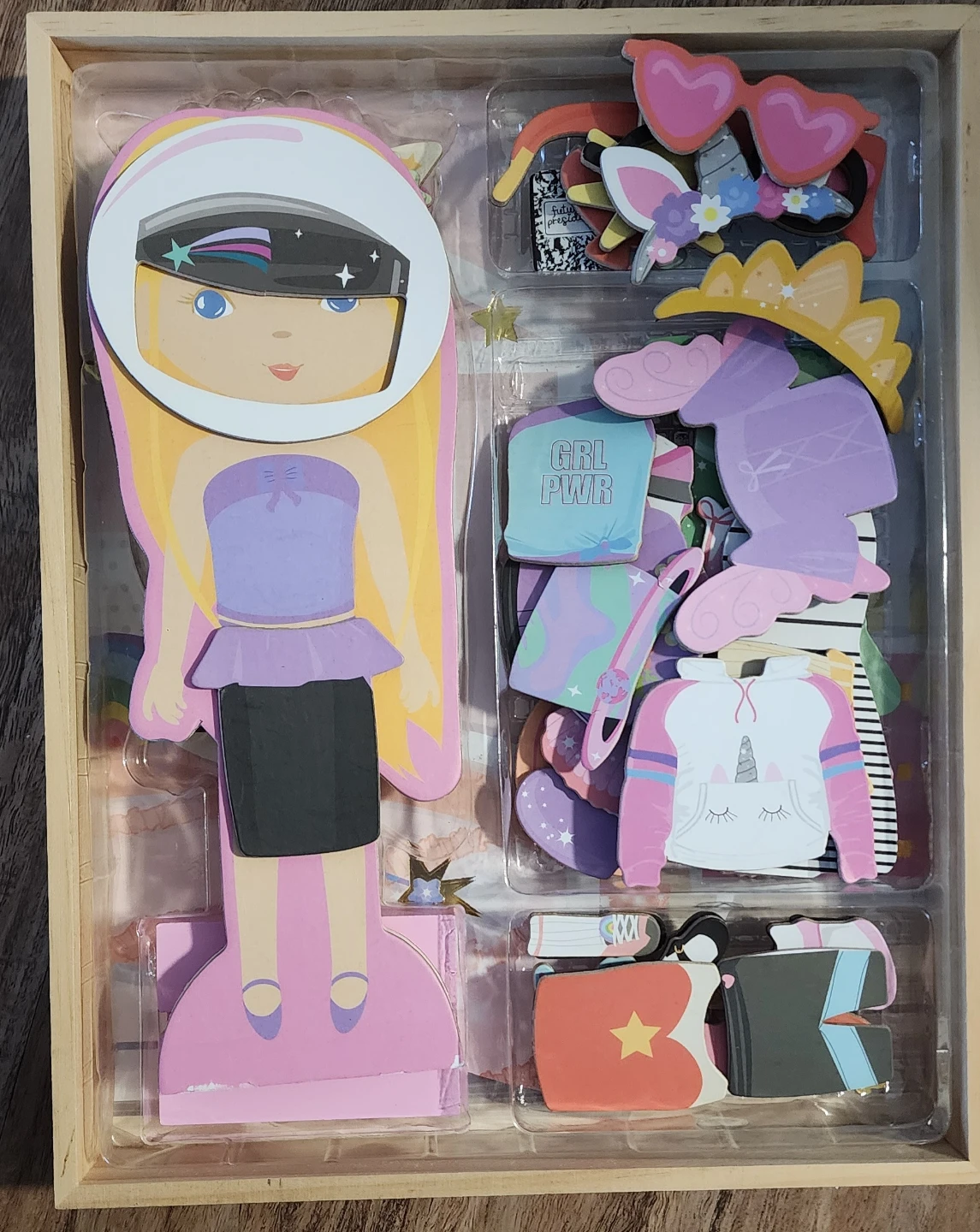 Magnetic Dress-Up Doll Set