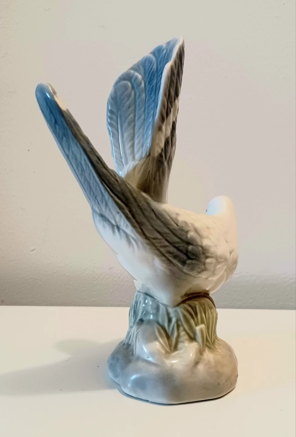 Vtg Handcrafted Miquel Requena porcelain Dove Figurine - photo 3