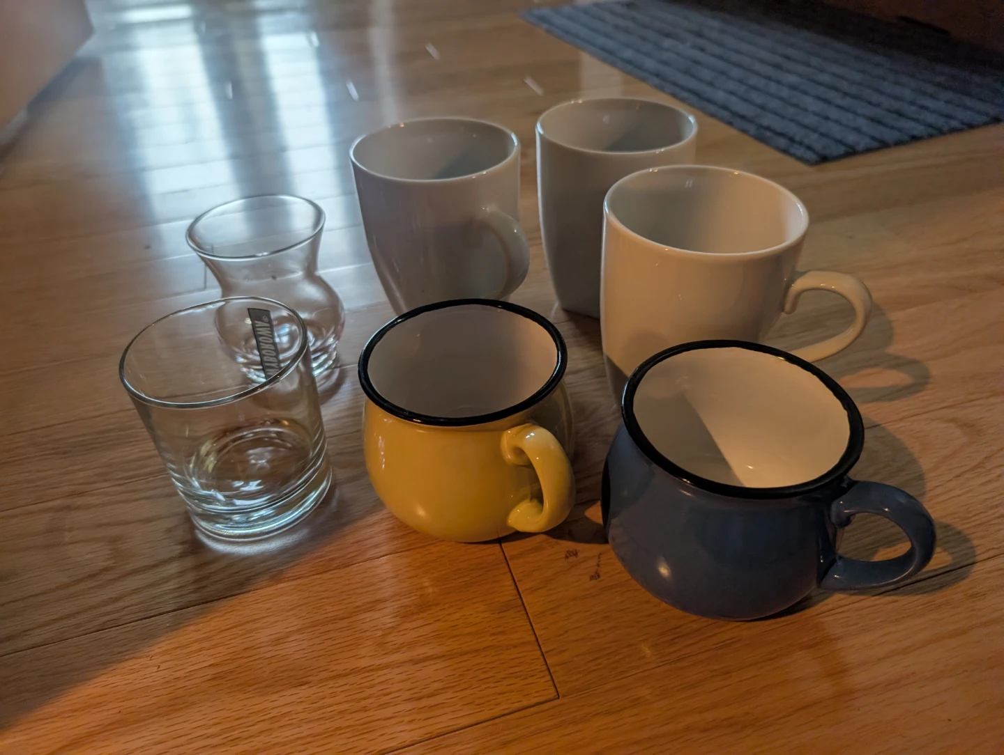 Set of 5 Mugs and 2 Glasses
