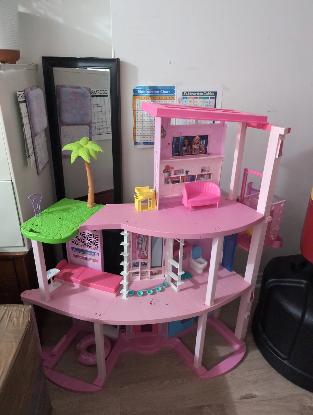 Pink Barbie Dreamhouse Playset