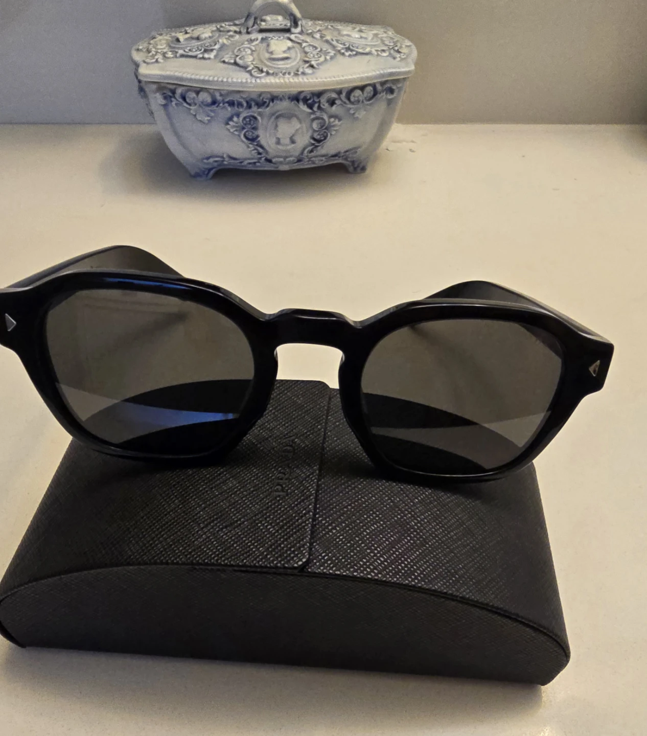 Prada Black Sunglasses with Case - photo 3