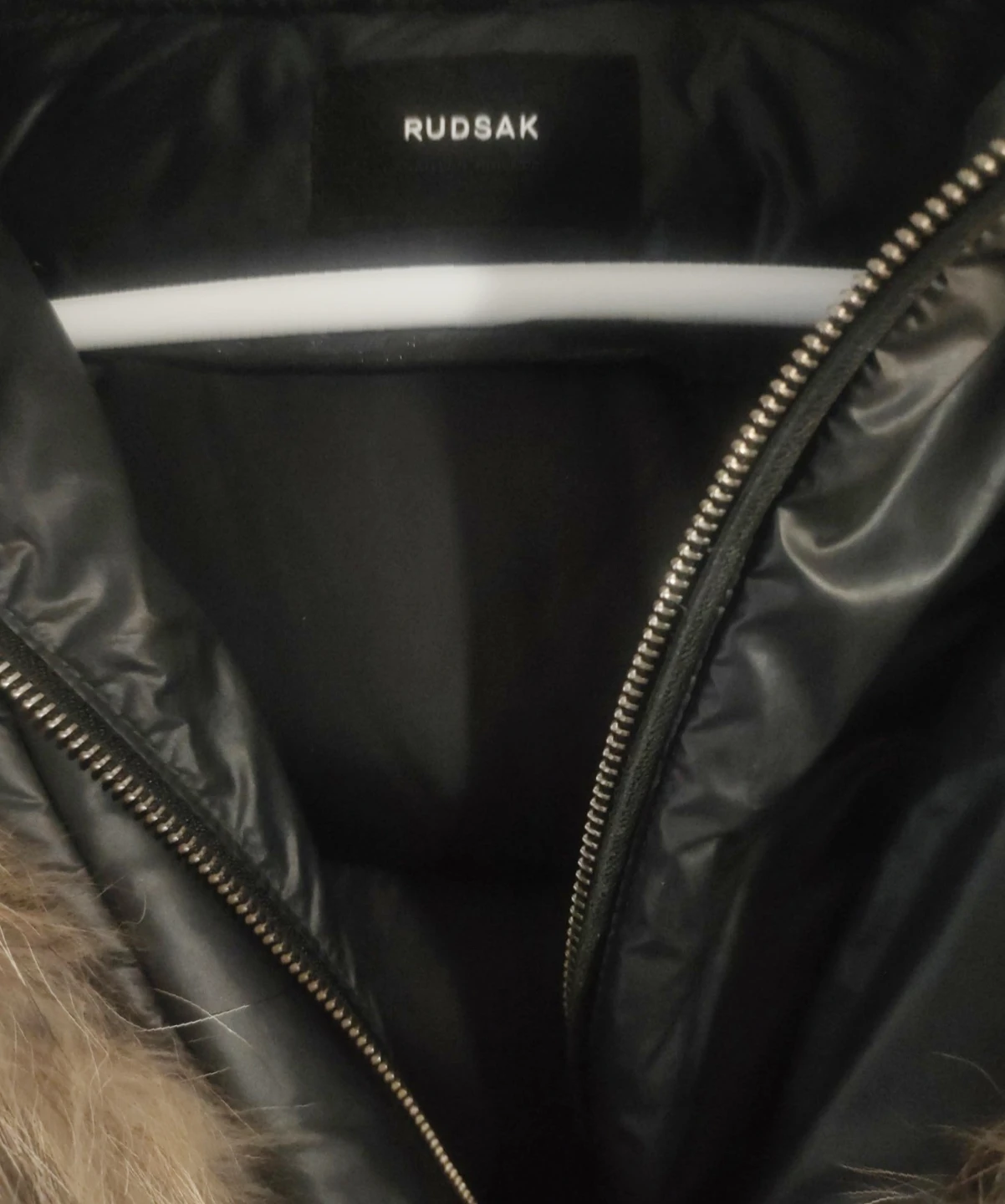 RUDSAK Black Puffer Coat with Fur Trim 🧡 - photo 2