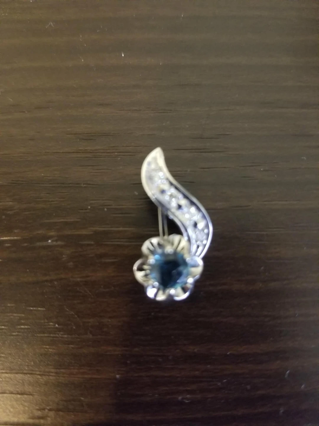 14K White Gold and real Diamonds and Blue Topaz Pendant - photo 3