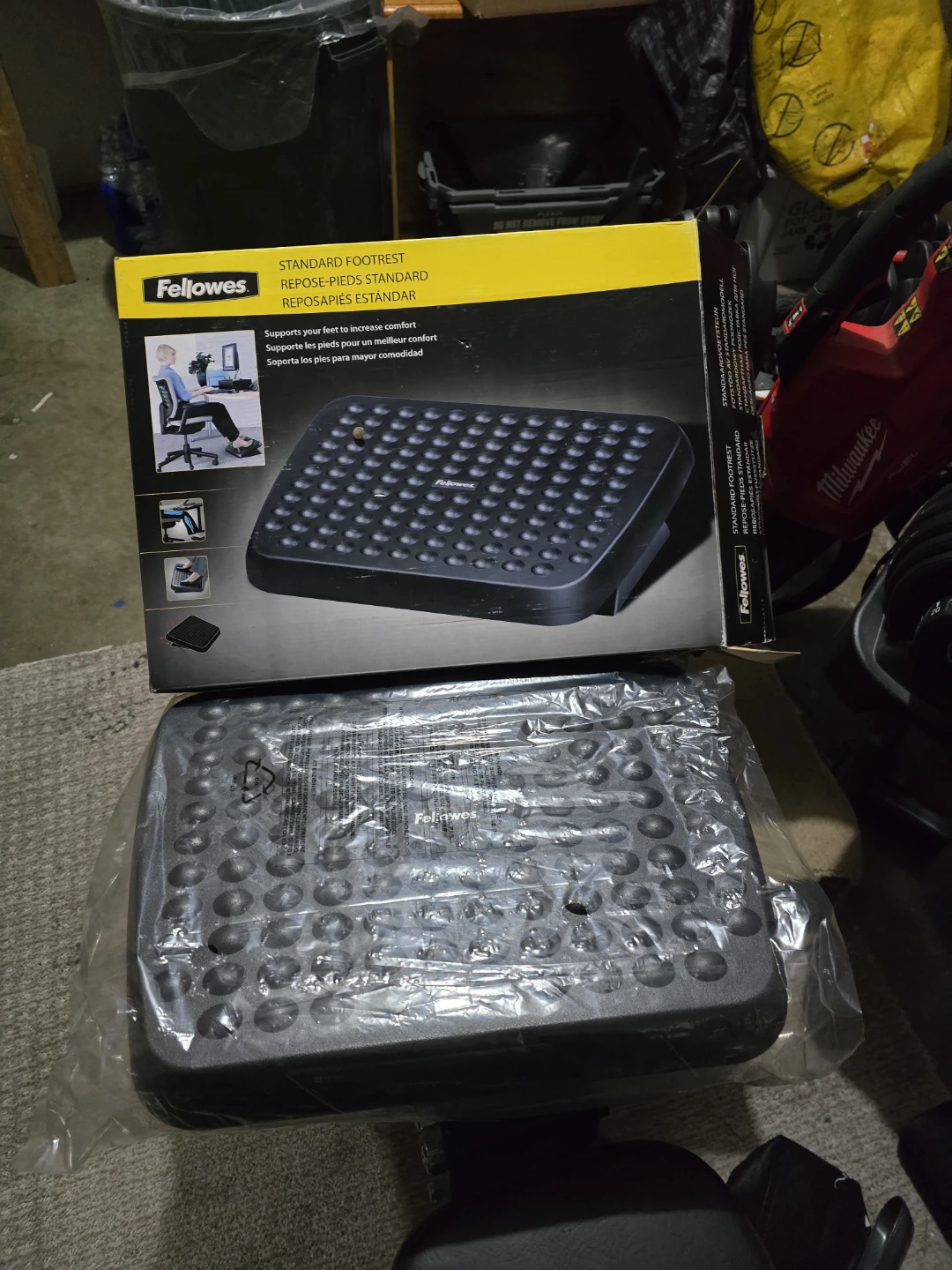Fellowes  Footrest