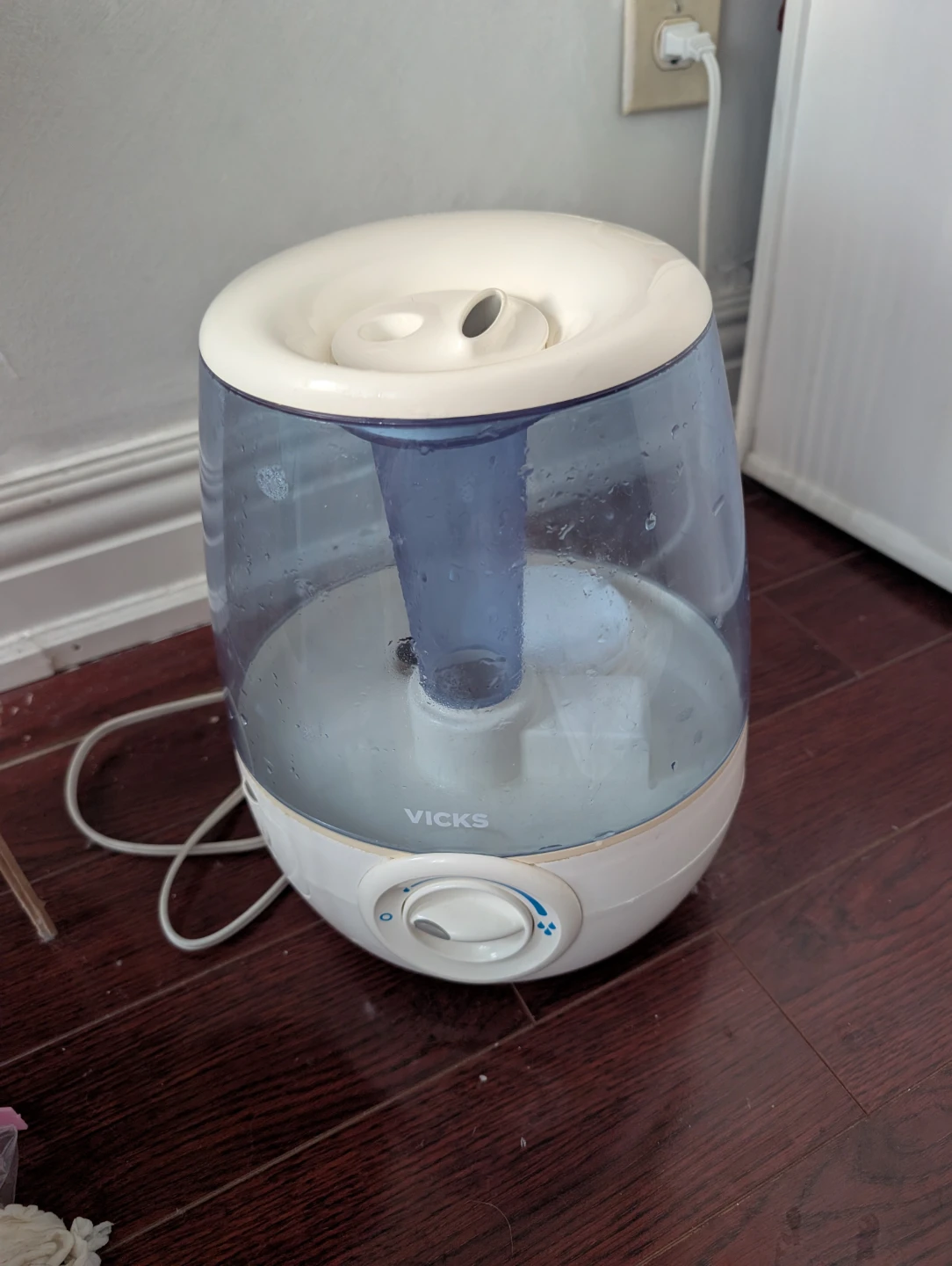 Vicks Humidifier - photo 5
