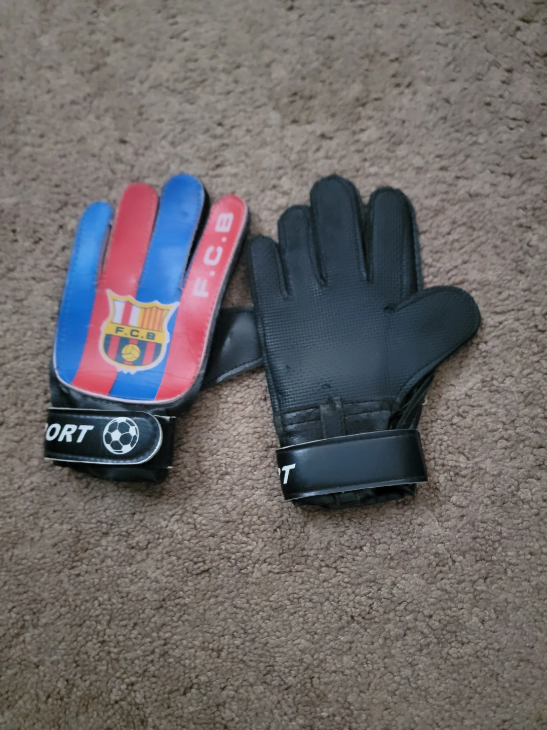 FC Barcelona Goalie Gloves - photo 2