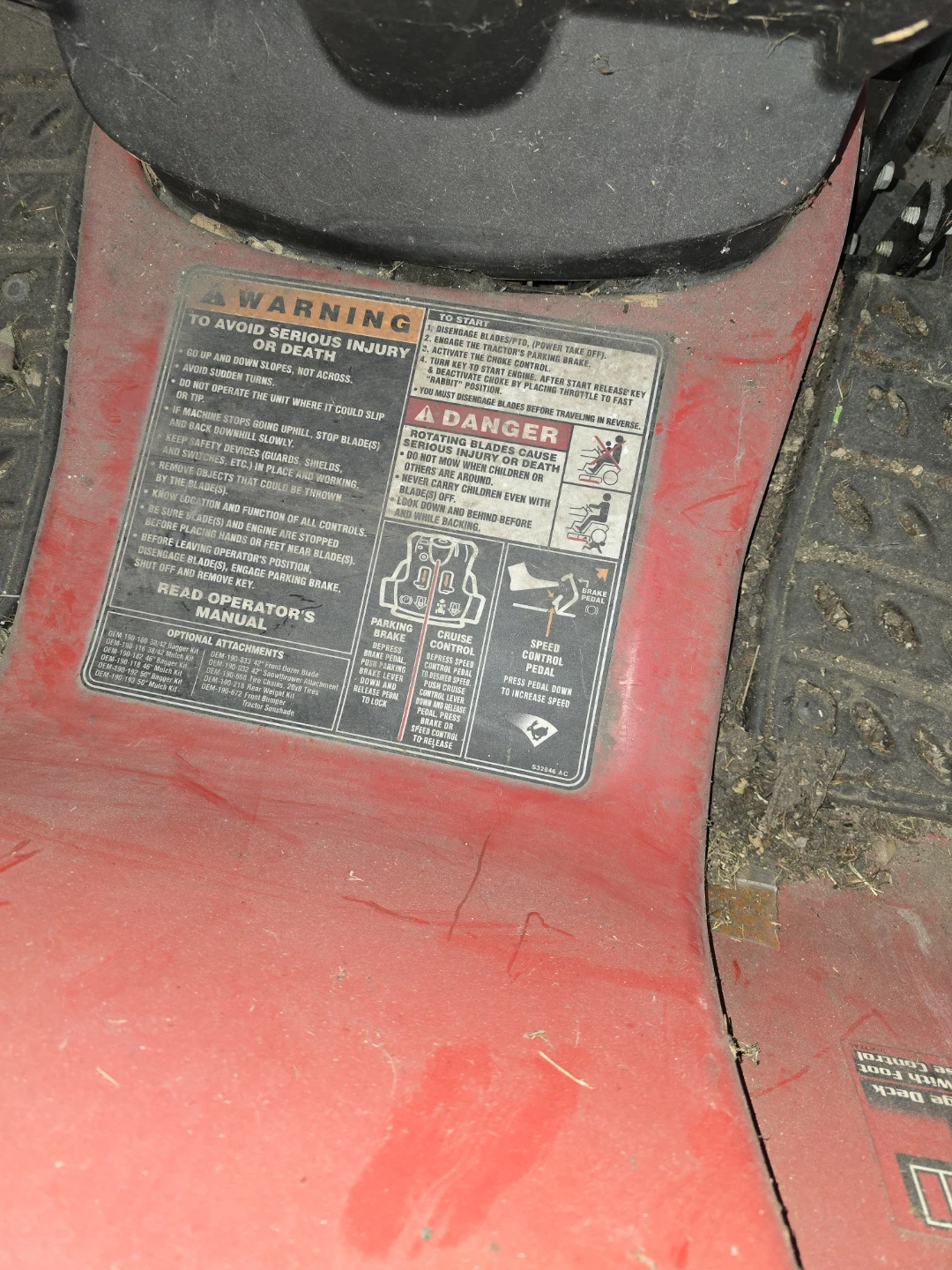 Troy-Bilt 42" Riding Mower - Twin-Blade Side Discharge Deck - photo 4