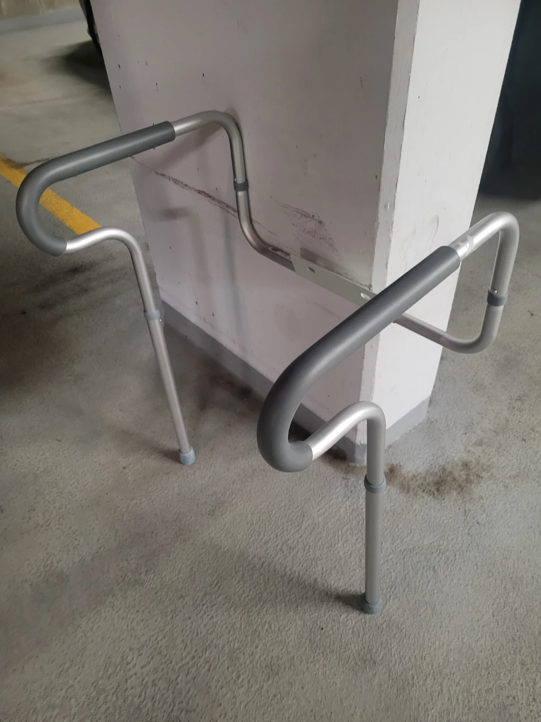 TOILET ASSIST RAIL