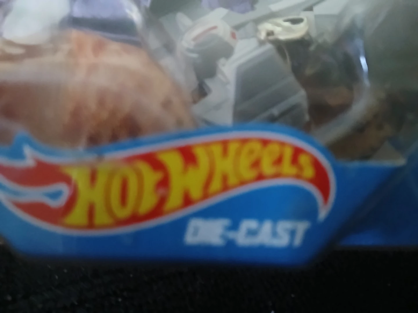 Hot Wheels Die-Cast Flight Navigator Toy Car - photo 3
