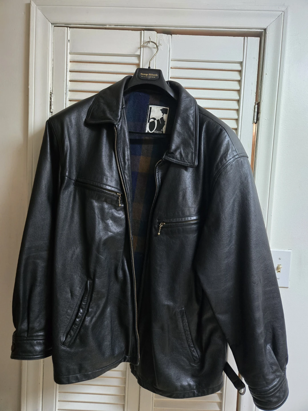 Black Leather Jacket - ellavia XL