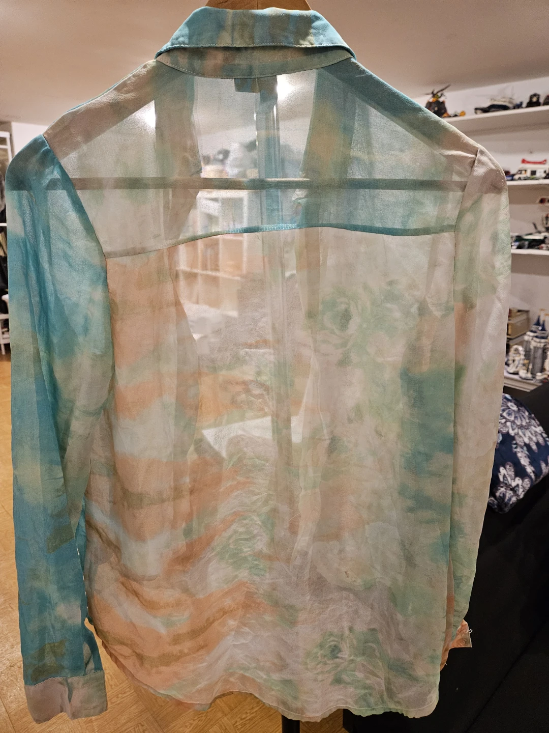 Forever 21 Abstract Print Sheer Button-Up Shirt Size S - photo 2