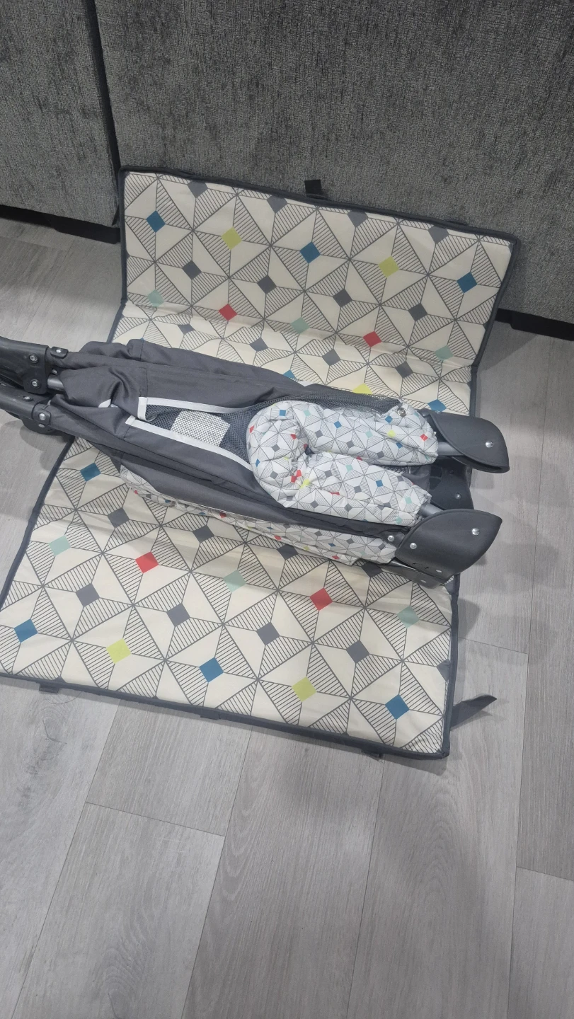Baby playpen + Bassinet + Changing table - photo 2