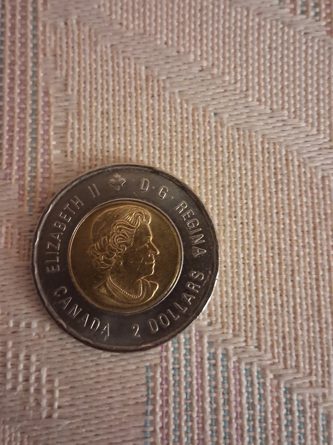 2020 Canada $2 75th Anniversary Commemorative Coin - photo 2