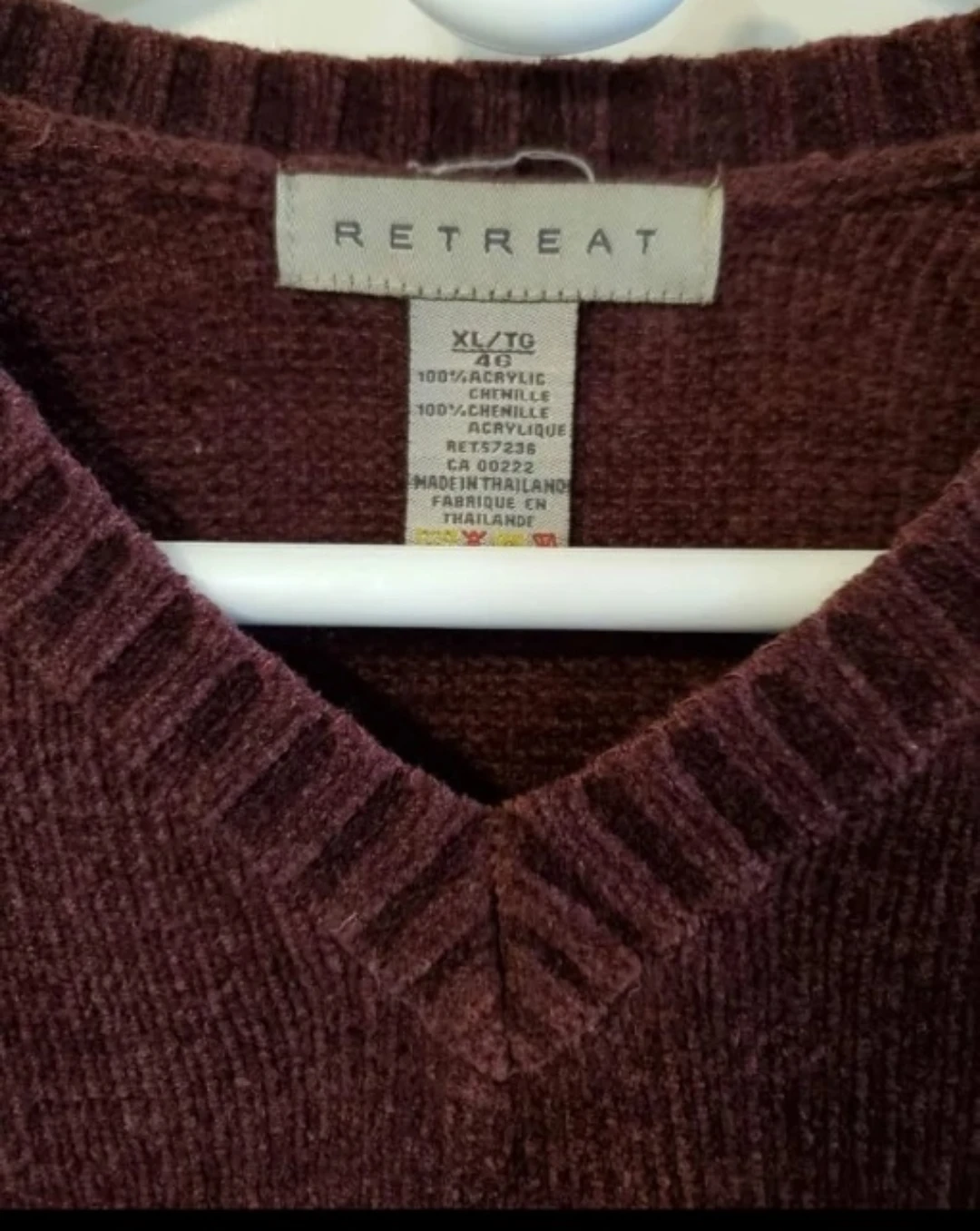 Retreat V-Neck Chenille Sweater 🥕 - photo 2