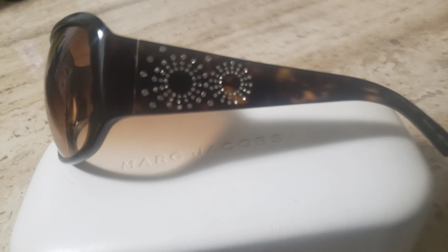 Marc Jacobs Sunglasses - photo 2