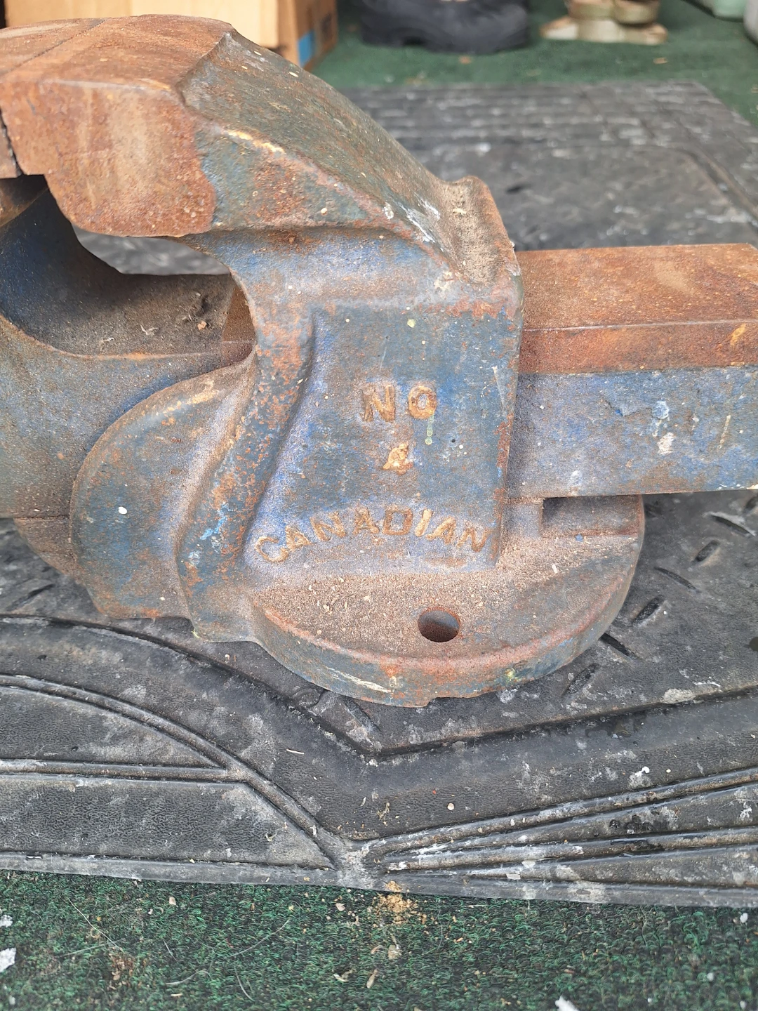 Bench Vise - photo 3