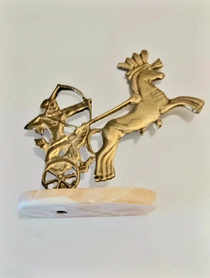 Brass Handmade Pharaoh Archer Chariot Horse Marble Base Statue - photo 3