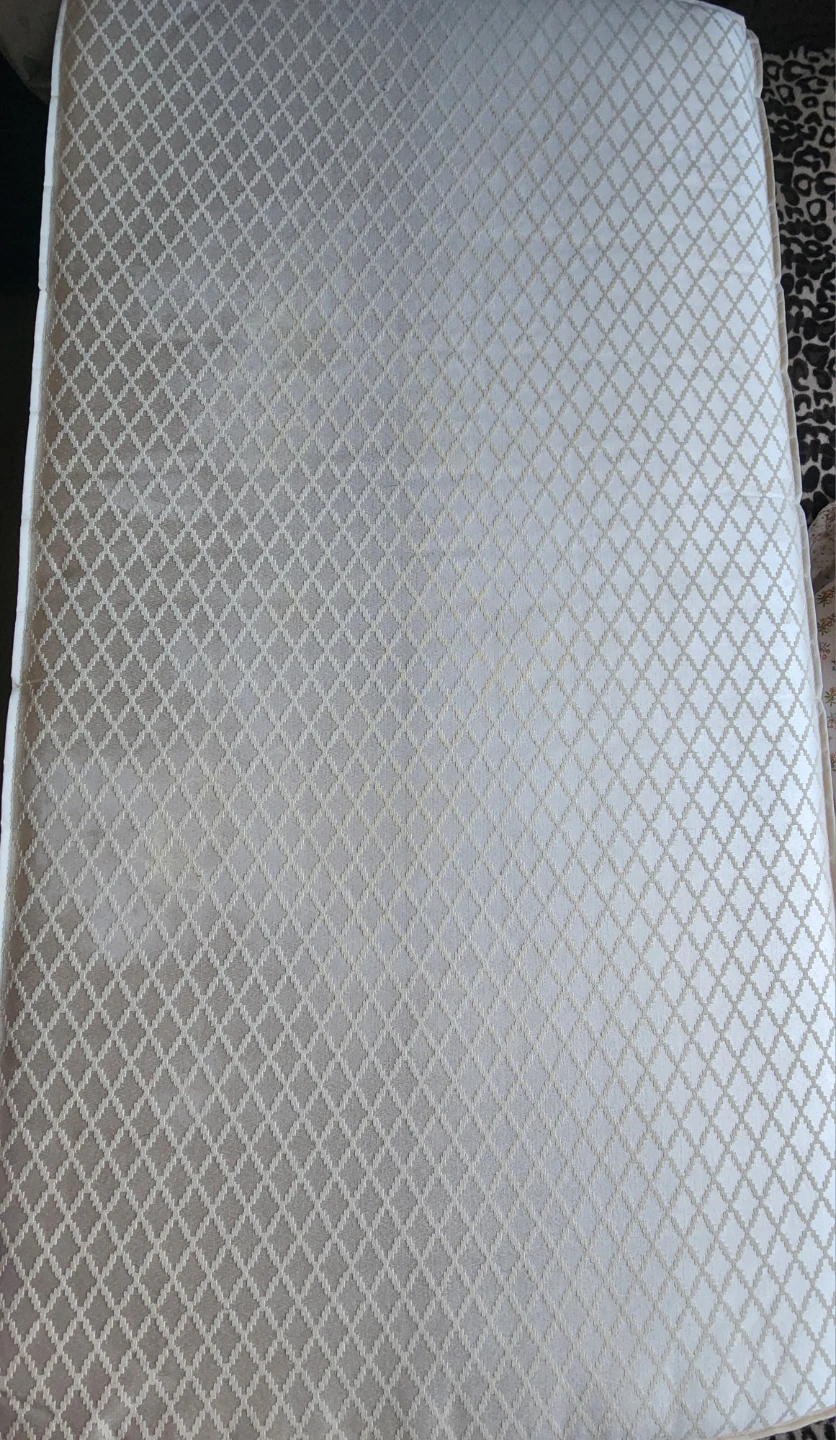 Sealy OmniPedic Naturale Crib Mattress with 2 fitted sheets - photo 3