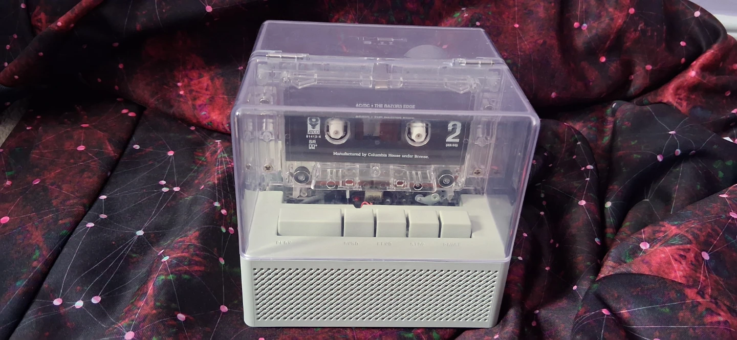 NIN IT'S REAL Portable Cassette Player